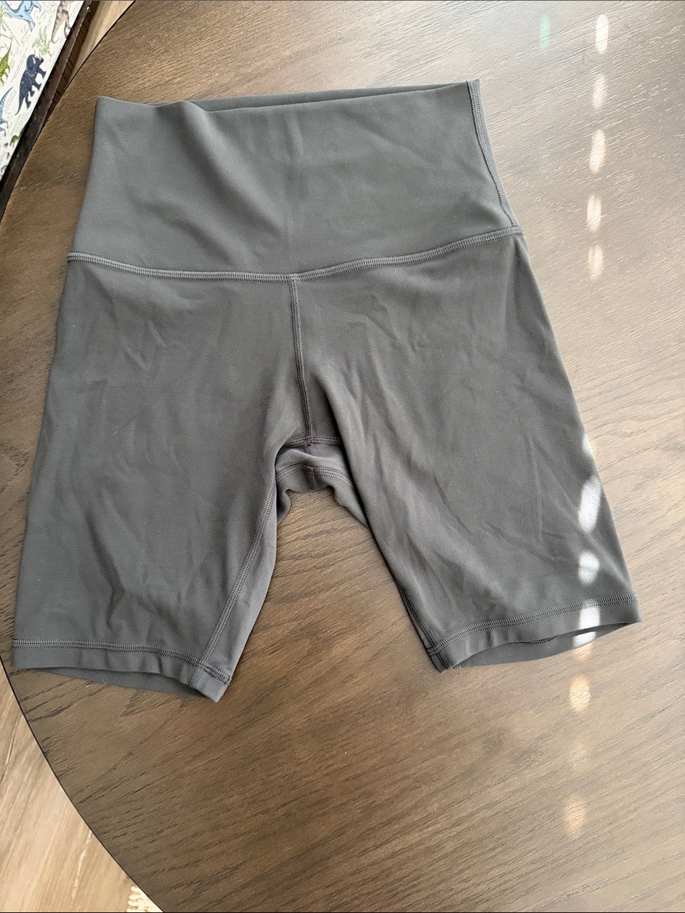 Lululemon Women's Bike Shorts - Gray